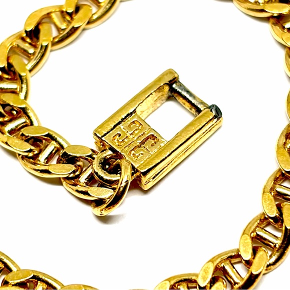 Vintage 90’s Gold Tone Givenchy Cuban Link Small Chain Necklace 9” - Picture 4 of 8